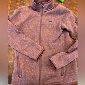 Patagonia women’s Sz small zip up fleece purplish maroon EUC